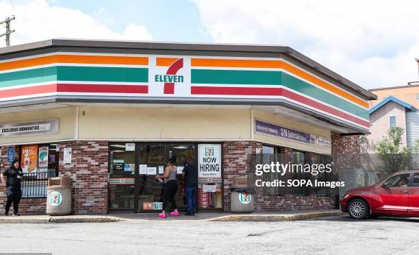 美便利店巨头”7-Eleven”将关闭 645 家分店