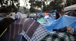 蒂华纳：数千移民边界扎寨等庇护审批（视频）